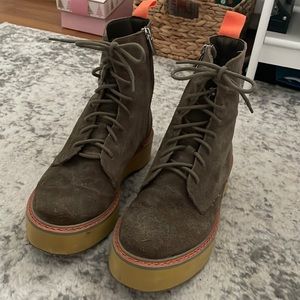 Urban outfitter suede platform boots